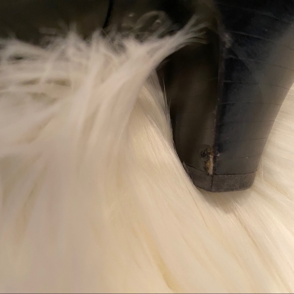 Sofft brand purple suede pumps with flower 7.5 - Picture 8 of 8